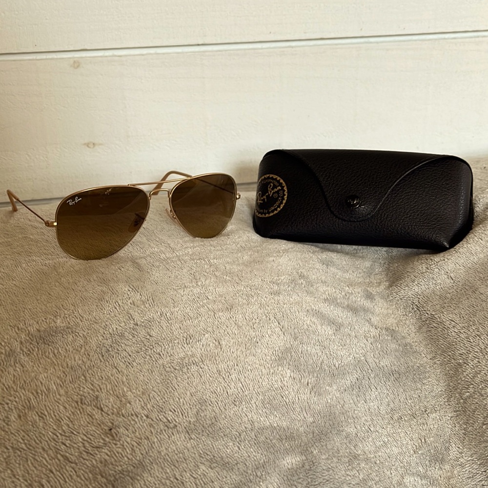 Women’s Ray Ban Sunglasses